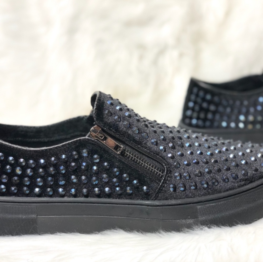 Steve Madden Slip-ons size 10 - Picture 2 of 5